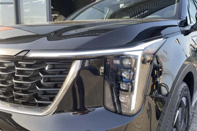 Kia Sorento (2026) thumbnail 5
