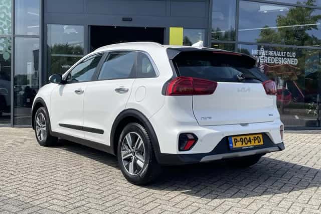 Kia Niro (2022) thumbnail 4