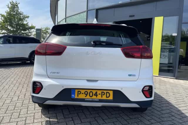 Kia Niro (2022) thumbnail 6