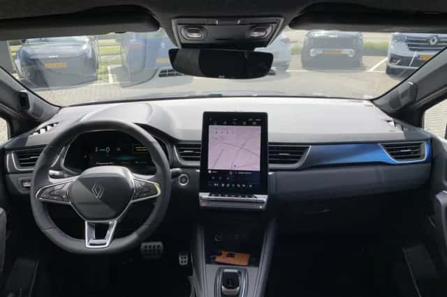 Renault Captur (2026) thumbnail 6