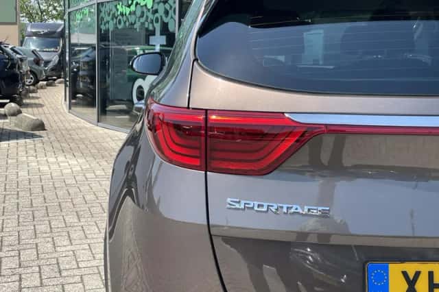 Kia Sportage (2019) thumbnail 5