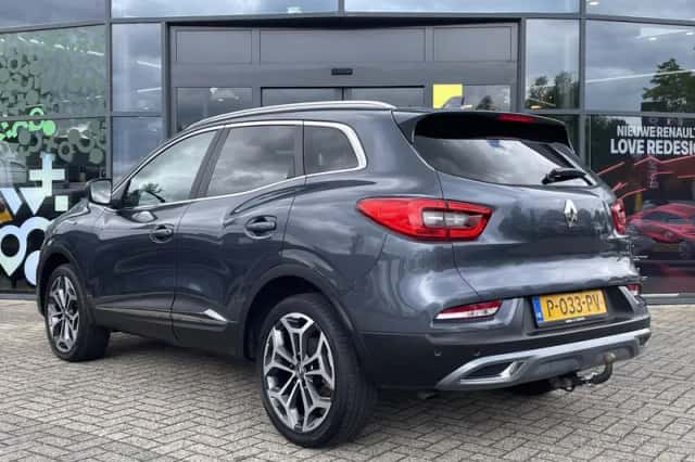 Renault Kadjar (2022) thumbnail 4