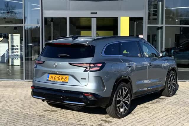 Renault Espace (2025) thumbnail 2