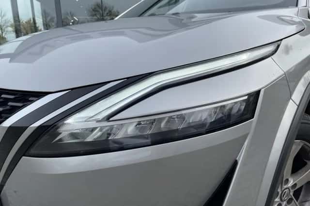 Nissan Qashqai (2022) thumbnail 2