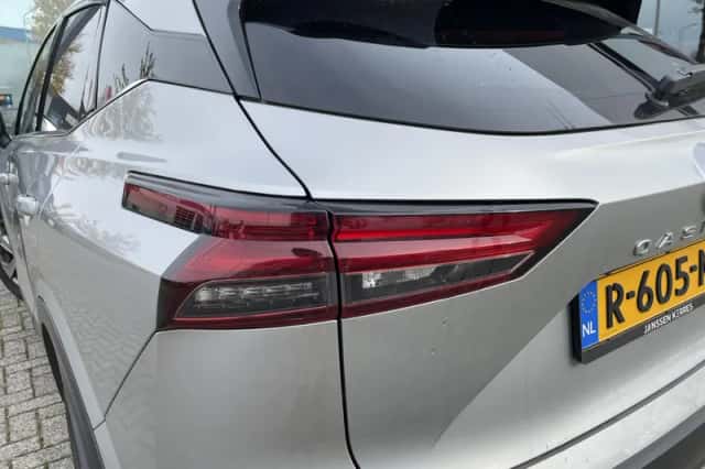 Nissan Qashqai (2022) thumbnail 4