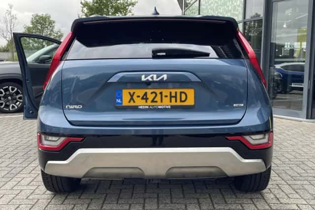 Kia Niro (2023) thumbnail 6