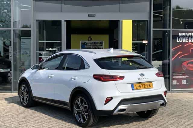 Kia XCeed (2021) thumbnail 4