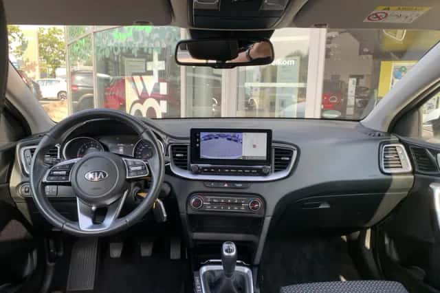 Kia XCeed (2021) thumbnail 6