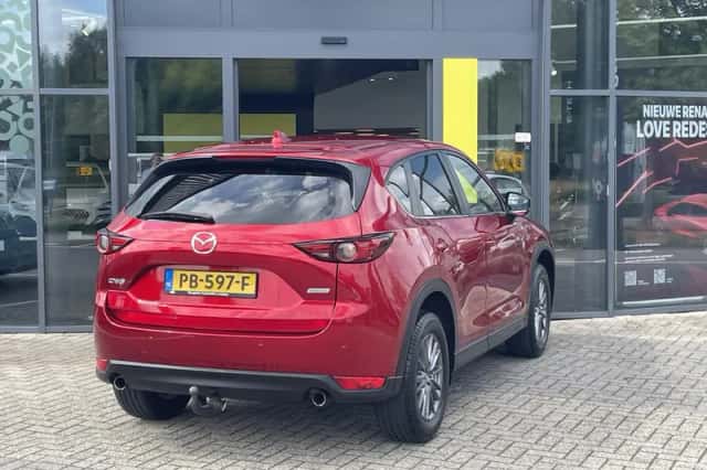 Mazda CX-5 (2017) thumbnail 2