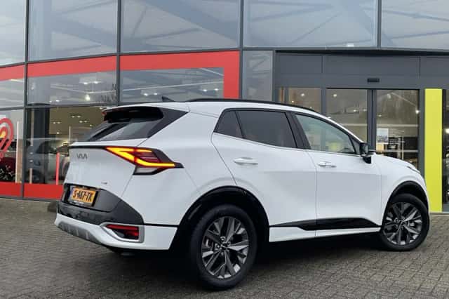 Kia Sportage (2023) thumbnail 5