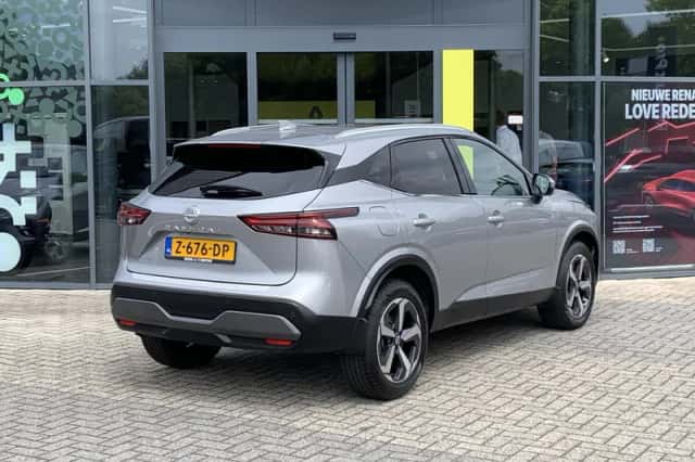 Nissan Qashqai (2024) thumbnail 2