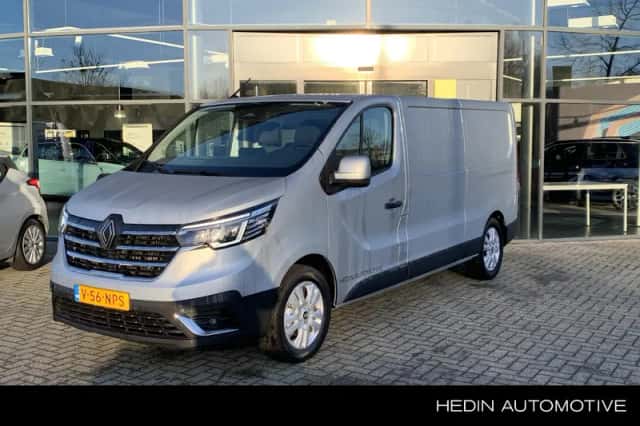 Renault Trafic (2025) thumbnail 1