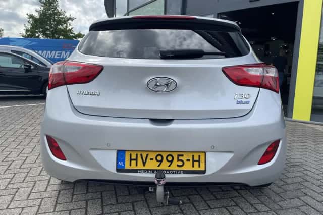 Hyundai i30 (2016) thumbnail 6