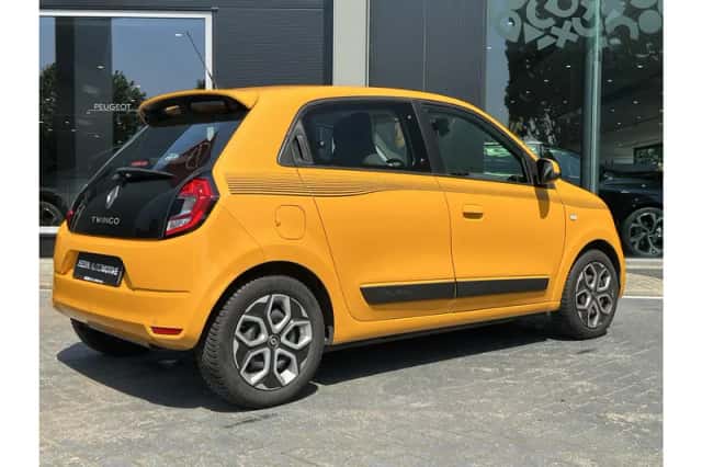 Renault Twingo (2019) thumbnail 2