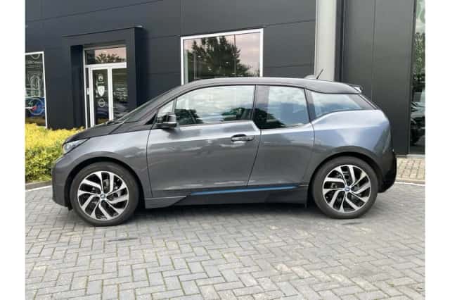 BMW i3 (2022) thumbnail 6