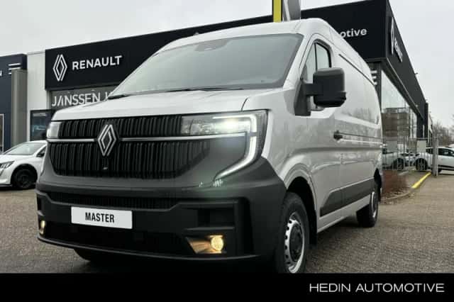 Renault Master (2024) thumbnail 1