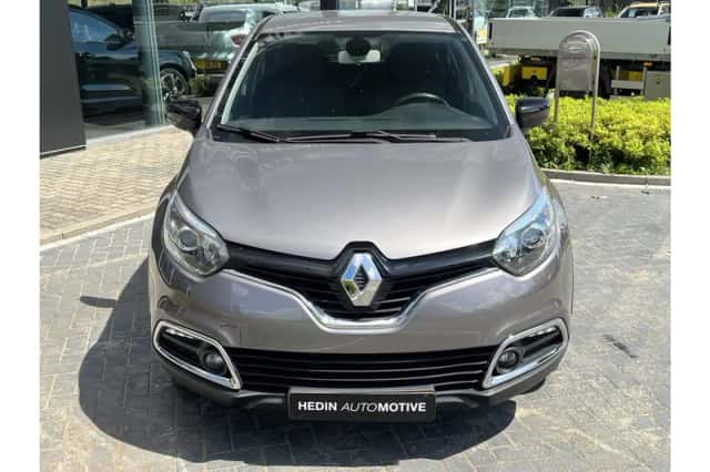 Renault Captur (2015) thumbnail 5