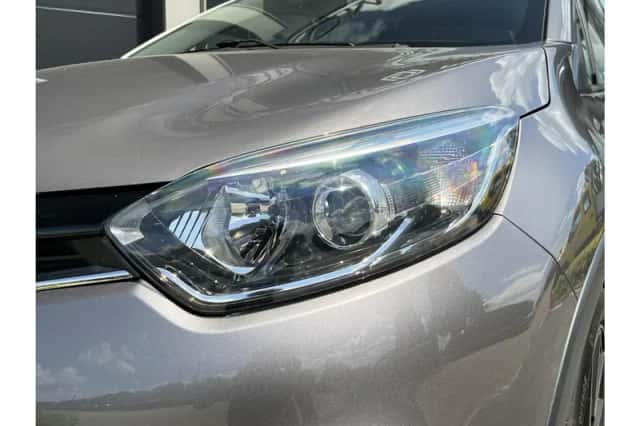 Renault Captur (2015) thumbnail 6