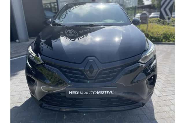 Renault Captur (2022) thumbnail 6