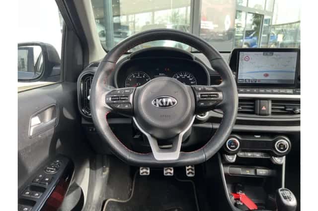 Kia Picanto (2021) thumbnail 3