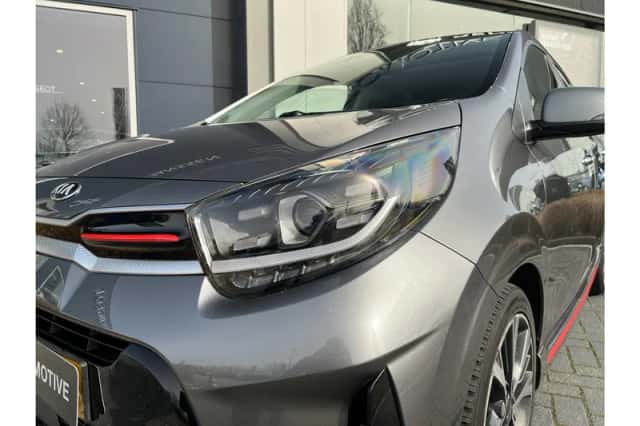 Kia Picanto (2021) thumbnail 6