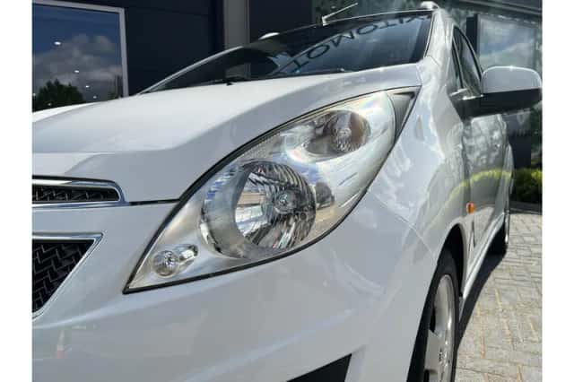 Chevrolet Spark (2011) thumbnail 6