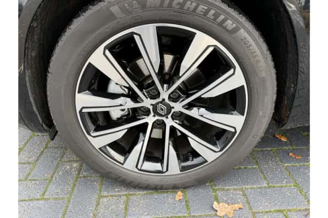 Renault Austral (2025) thumbnail 6