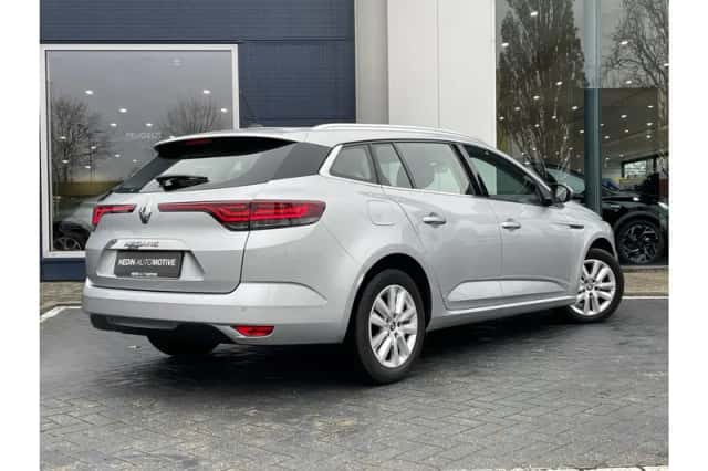 Renault Mégane (2023) thumbnail 5
