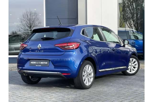 Renault Clio (2021) thumbnail 2