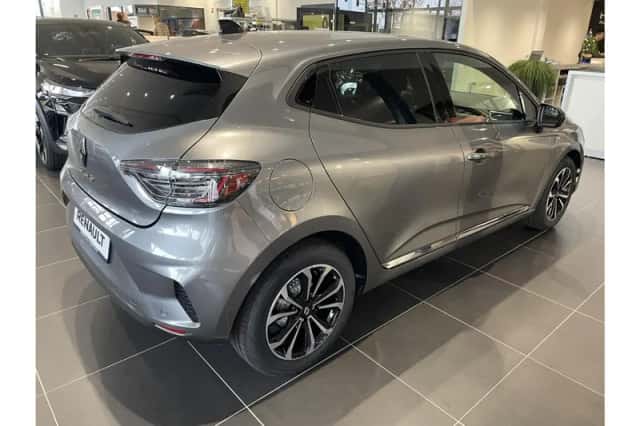 Renault Clio (2026) thumbnail 2