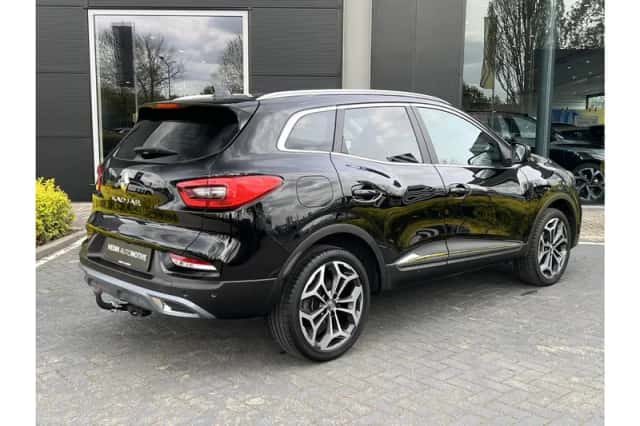 Renault Kadjar (2022) thumbnail 2