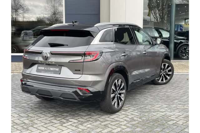Renault Austral (2025) thumbnail 2