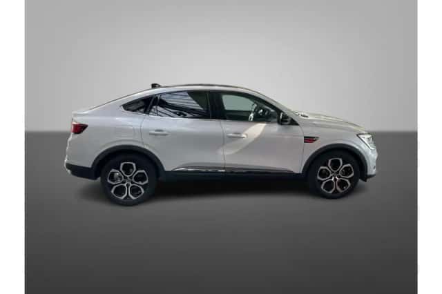 Renault Arkana (2021) thumbnail 2