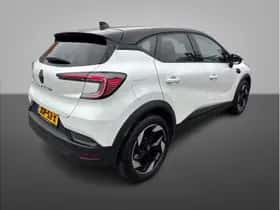 Renault Captur (2025) thumbnail 2