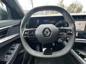 Renault Austral (2023) thumbnail 3