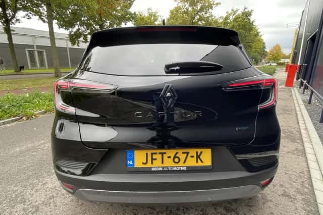 Renault Captur (2025) thumbnail 5