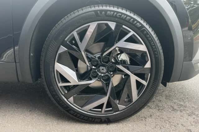 Renault Captur (2025) thumbnail 6