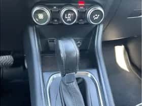 Renault Captur (2021) thumbnail 16