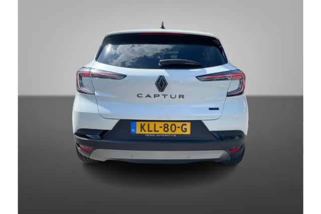 Renault Captur (2025) thumbnail 3