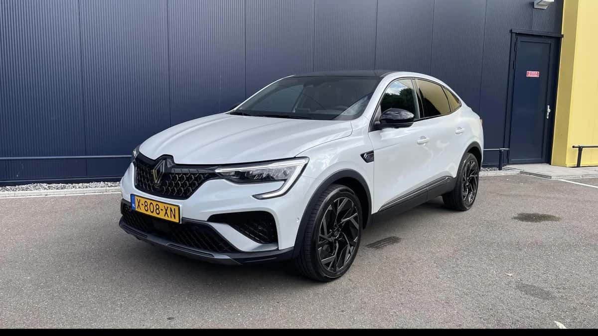 Renault Arkana (2024) — foto 1