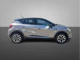 Renault Captur (2021) thumbnail 2