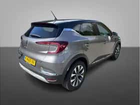 Renault Captur (2021) thumbnail 4