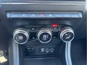 Renault Captur (2021) thumbnail 7