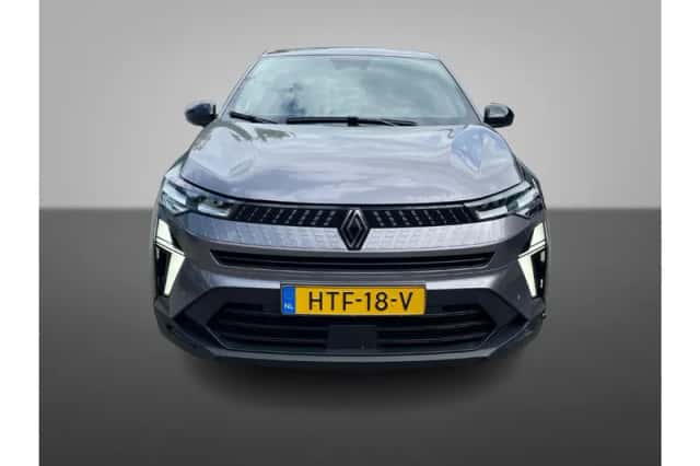 Renault Captur (2025) thumbnail 5