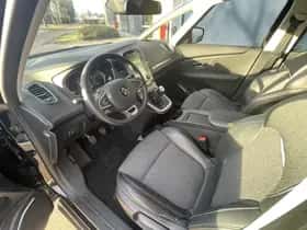 Renault Grand Scénic (2023) thumbnail 9