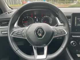 Renault Captur (2022) thumbnail 16