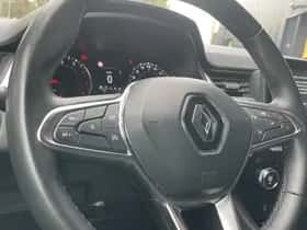 Renault Captur (2022) thumbnail 17