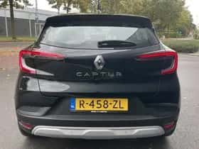 Renault Captur (2022) thumbnail 9