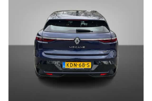 Renault Mégane E-Tech (2026) thumbnail 3