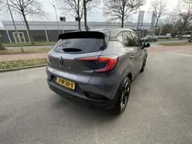 Renault Captur (2025) thumbnail 11